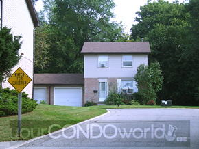 242 Taylor Street Woodstock Ontario, Canada