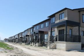 811, 815-853 Sarnia Road London Ontario, Canada