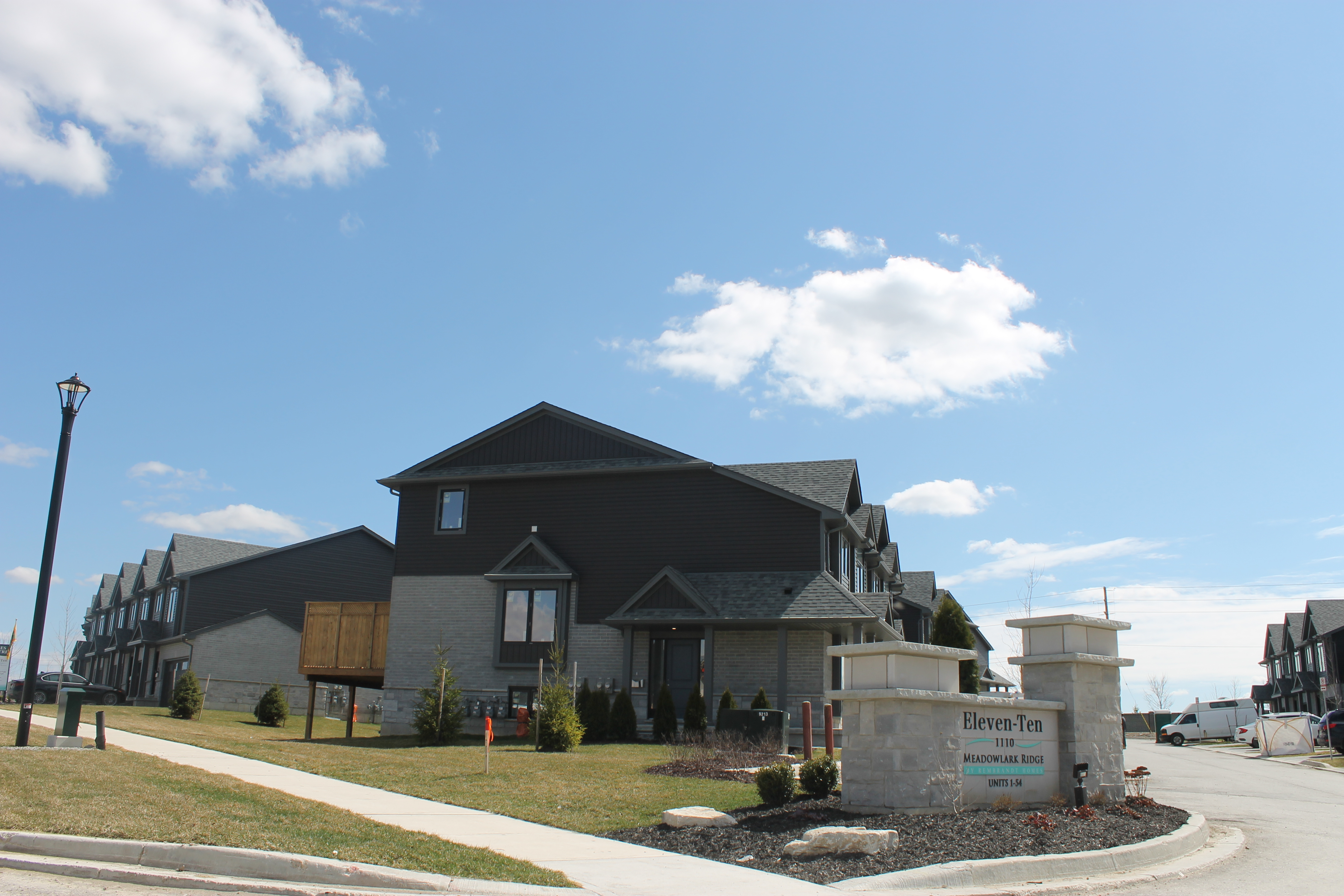 1110 Meadowlark Ridge London Ontario, Canada