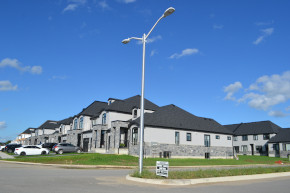 100-292 Doan Drive; 95-291 Winlow Way London Ontario, Canada