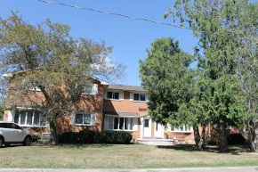 72, 76, 78 Bee Street Woodstock Ontario, Canada